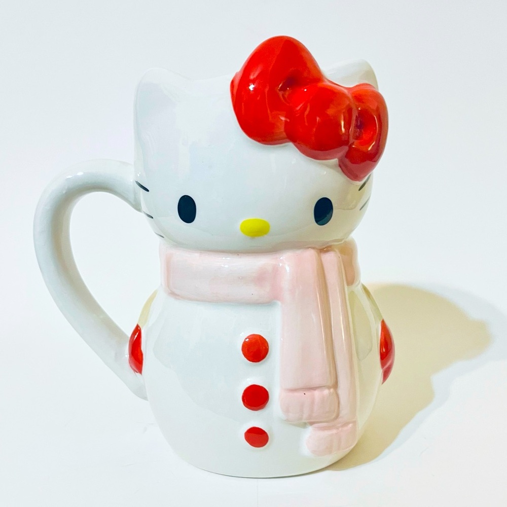 ❄️🎀Hello Kitty Snowman Mug